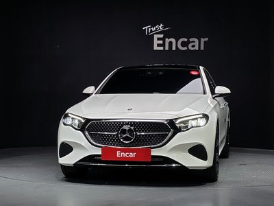 2025 Mercedes-BENZ E-CLASS — фото 2