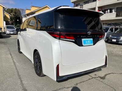 TOYOTA VELLFIRE - 5
