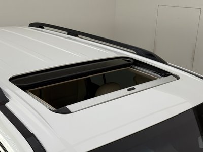 2026 Toyota LAND CRUISER 300 thumbnail 30