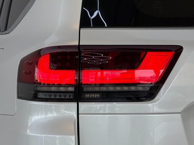2026 Toyota LAND CRUISER 300 thumbnail 33