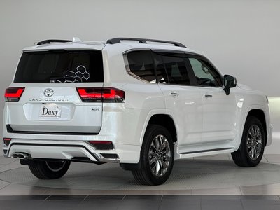 2026 Toyota LAND CRUISER 300 照片 9