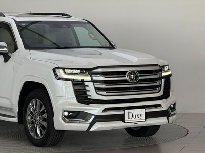 2026 Toyota LAND CRUISER 300 thumbnail 18