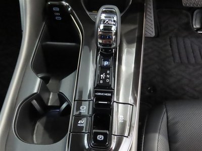 صورة مصغرة 25 لـ 2025 Toyota CROWN SPORT