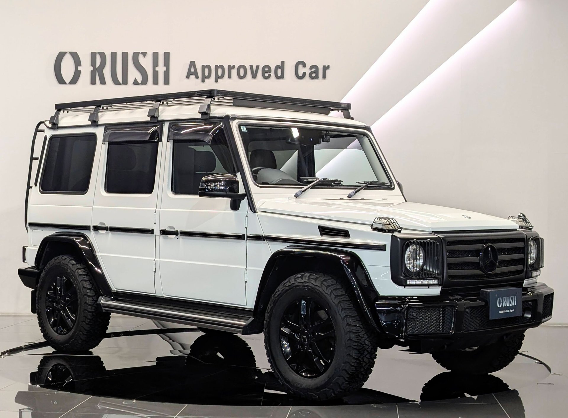 MERCEDES-BENZ G-CLASS - View 1