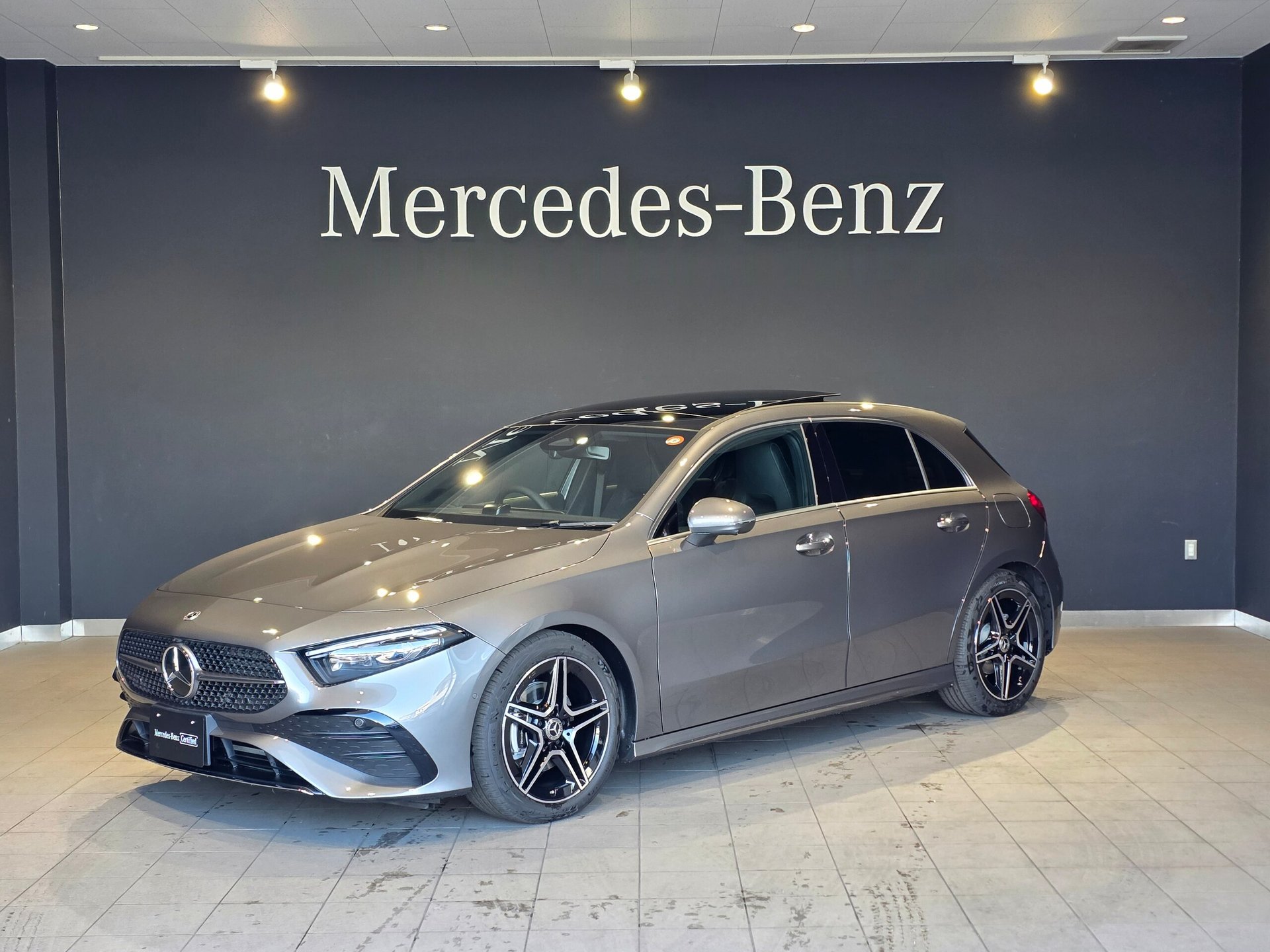 MERCEDES-BENZ A-CLASS - View 1