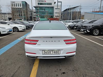 صورة 2 لـ 2023 Genesis G80 (RG3)