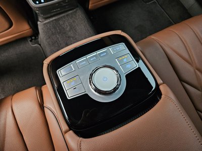 2023 Genesis G80 (RG3) thumbnail 19