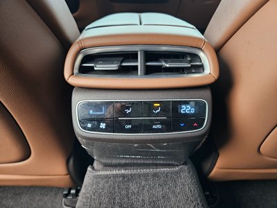 2023 Genesis G80 (RG3) thumbnail 17