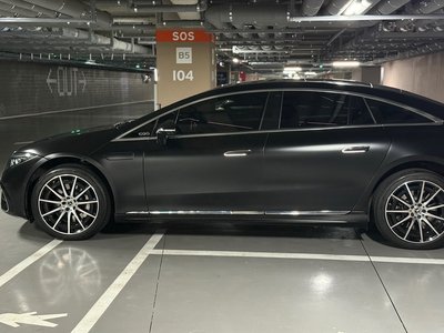 MERCEDES-BENZ EQS - 5