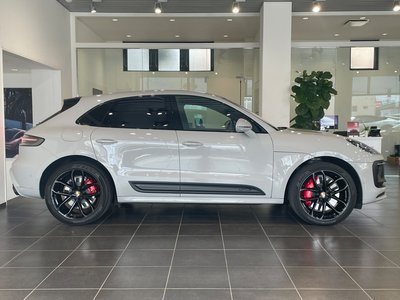 PORSCHE MACAN - 6