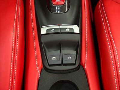 2018 Ferrari 488 SPIDER 缩略图 24