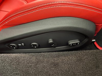 2018 Ferrari 488 SPIDER 缩略图 32
