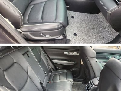 2022 Genesis GV70 — миниатюра 12