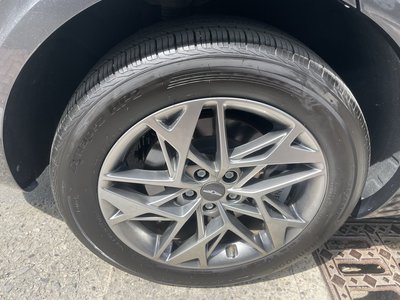 صورة 1 لـ 2022 Genesis GV70