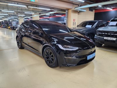 2023 Tesla MODEL X photo 1