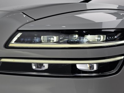 صورة 9 لـ 2022 Genesis GV80