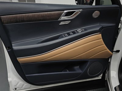 2022 Genesis GV80 thumbnail 14