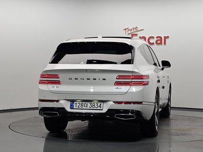 صورة 3 لـ 2022 Genesis GV80