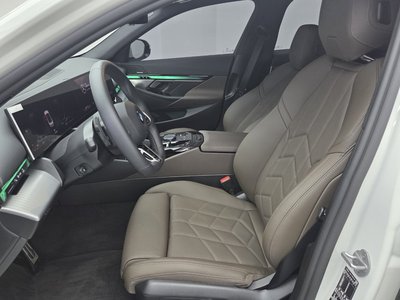 2026 BMW 5 SERIES 照片 10