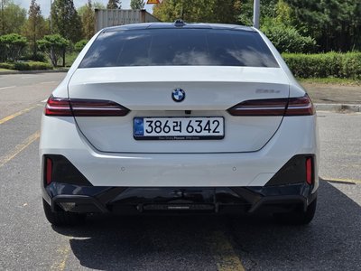 2026 BMW 5 SERIES 照片 3