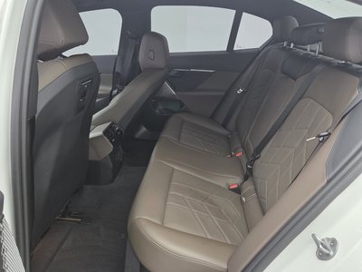 2026 BMW 5 SERIES 缩略图 11