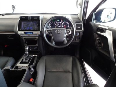 TOYOTA LAND CRUISER PRADO - 5