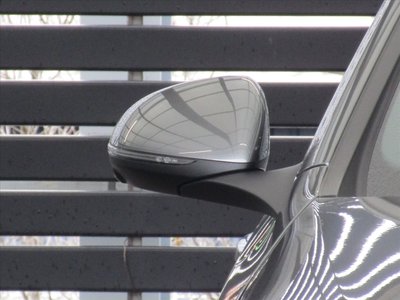 2025 MERCEDES-BENZ C-CLASS 照片 4