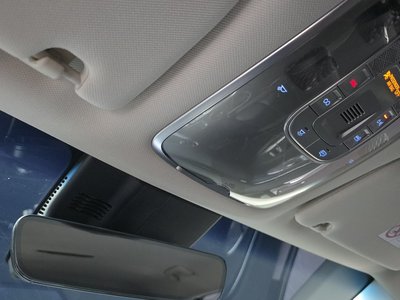 2021 Genesis GV70 — миниатюра 25