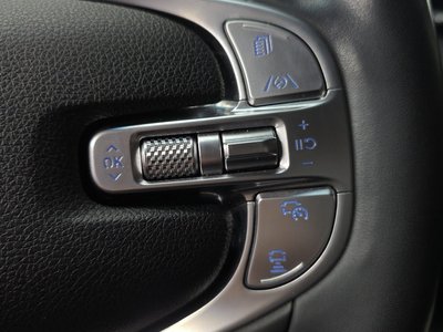 2021 Genesis GV70 — миниатюра 32
