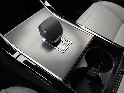 LAND ROVER RANGE ROVER VELAR - 9