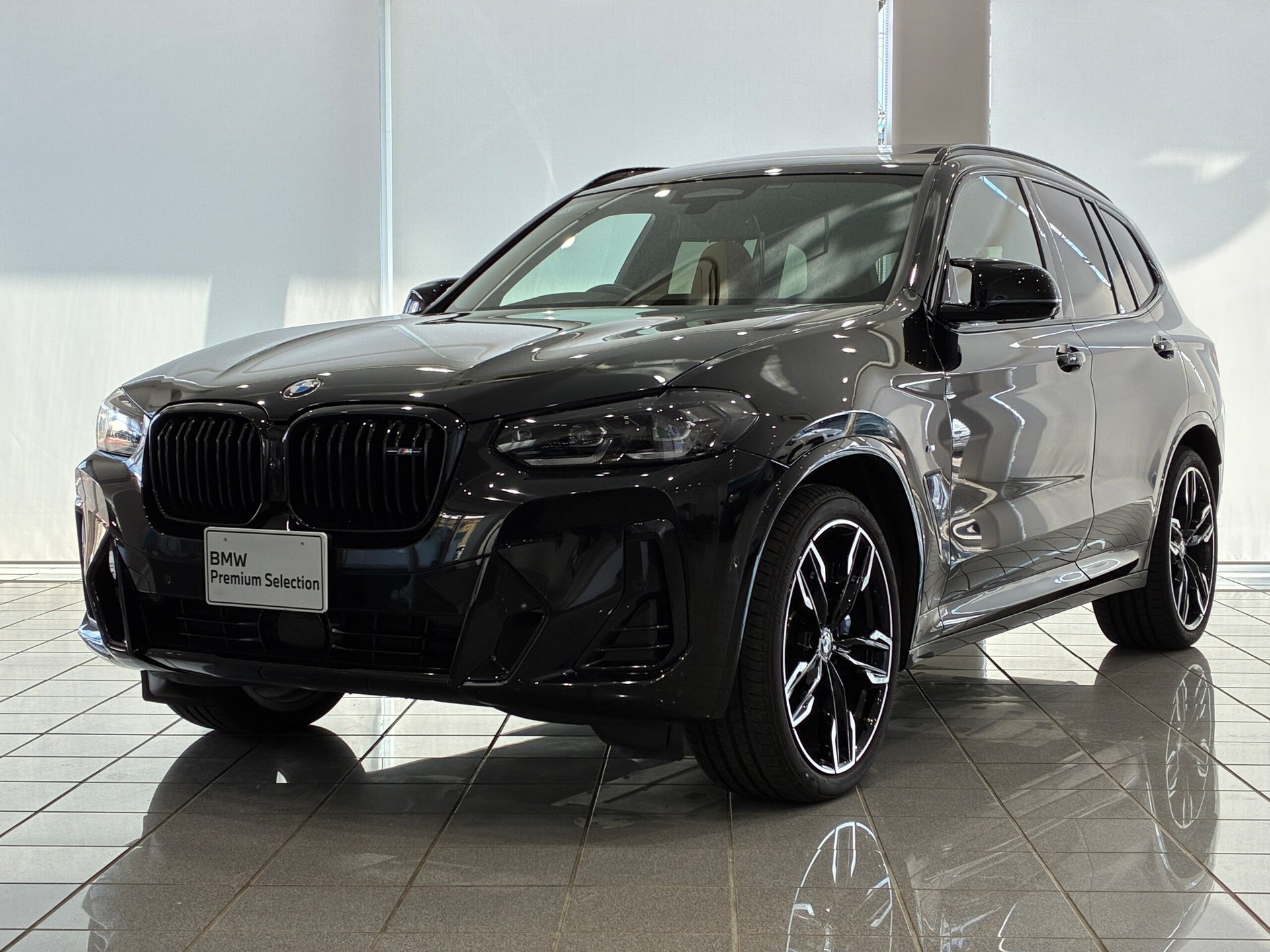 BMW X3 - View 1