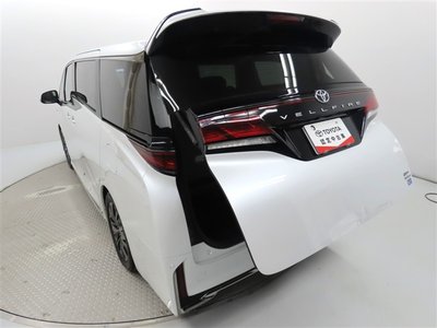 صورة 29 لـ 2024 Toyota VELLFIRE