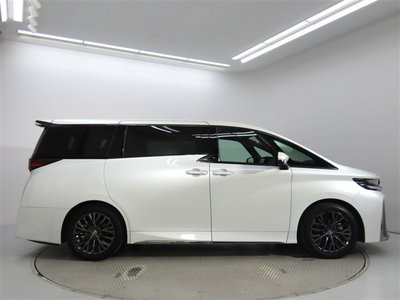 صورة 4 لـ 2024 Toyota VELLFIRE