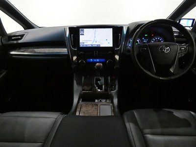 TOYOTA ALPHARD - 5