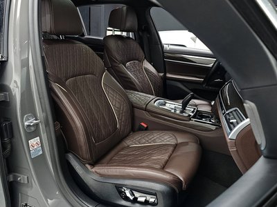 BMW 7 SERIES - 10