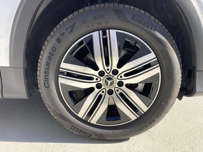 MERCEDES-BENZ EQB - 9