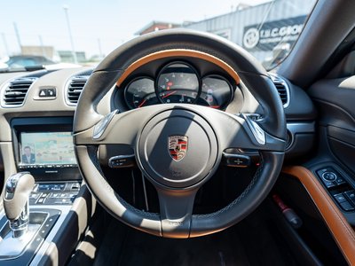 2015 Porsche CAYMAN thumbnail 27