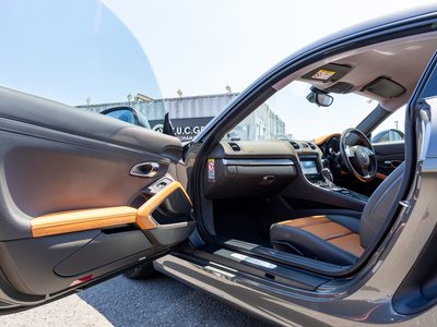 2015 Porsche CAYMAN thumbnail 28