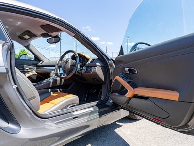 2015 Porsche CAYMAN thumbnail 29