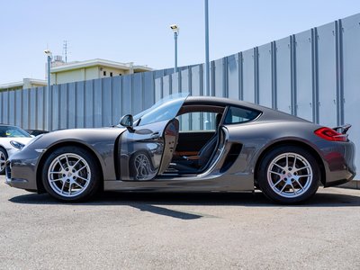 2015 Porsche CAYMAN thumbnail 32