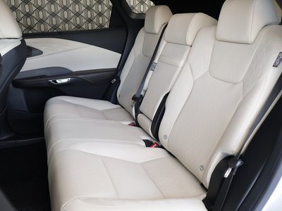 2024 Lexus RX — миниатюра 37