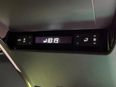 2025 Toyota ALPHARD 缩略图 52