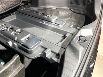 2025 Toyota ALPHARD 缩略图 76