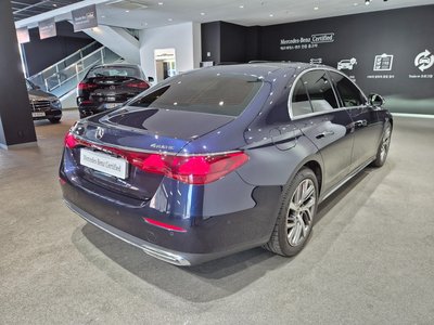 MERCEDES-BENZ E-CLASS - 4
