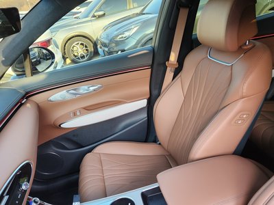 2024 Genesis GV70 photo 9