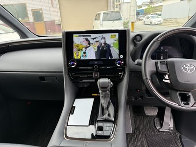 2025 Toyota ALPHARD — миниатюра 19