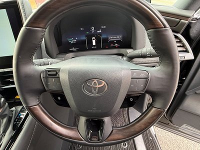 2025 Toyota ALPHARD — миниатюра 24