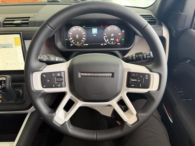 2025 LAND Rover DEFENDER — миниатюра 26