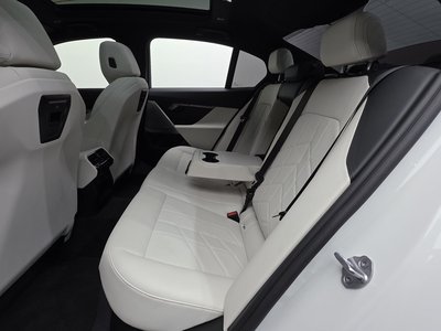 2024 BMW 5 SERIES — миниатюра 18