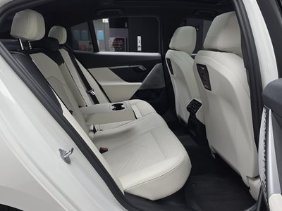 2024 BMW 5 SERIES — миниатюра 17